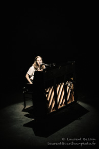 Hania Rani / Le Centquatre - 04 mai 2019