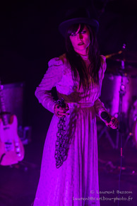 In The Valley Below / Le Trianon - 01/12/13 (1ère Partie de White Lies)