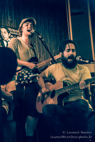 Kill The Young (Acoustic) / Bus Palladium - 18 juin 2014