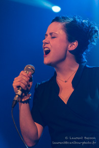 Mara Carlyle / Le Trianon - 07/11/13 (1ère Partie d'Emiliana Torrini)