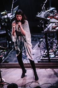 Mesparrow / MaMA Festival - Le Divan du Monde - 13 octobre 2016