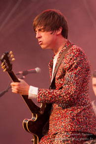 Miles Kane / Festival FNAC Live 2013 - Parvis de l'Hotel de Ville - 18/07/13
