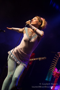 P.O.U.F. (Petite Organisation Ultra Féminine) / L'Interminable Tea Party de Causette - Le Bataclan - 21/09/13