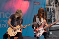 Les Platicines - Festival Fnac Indetendances - 06/08/10 / Les Plasticines
Festival Fnac Indétendances 2010 (Paris)
06/08/2010